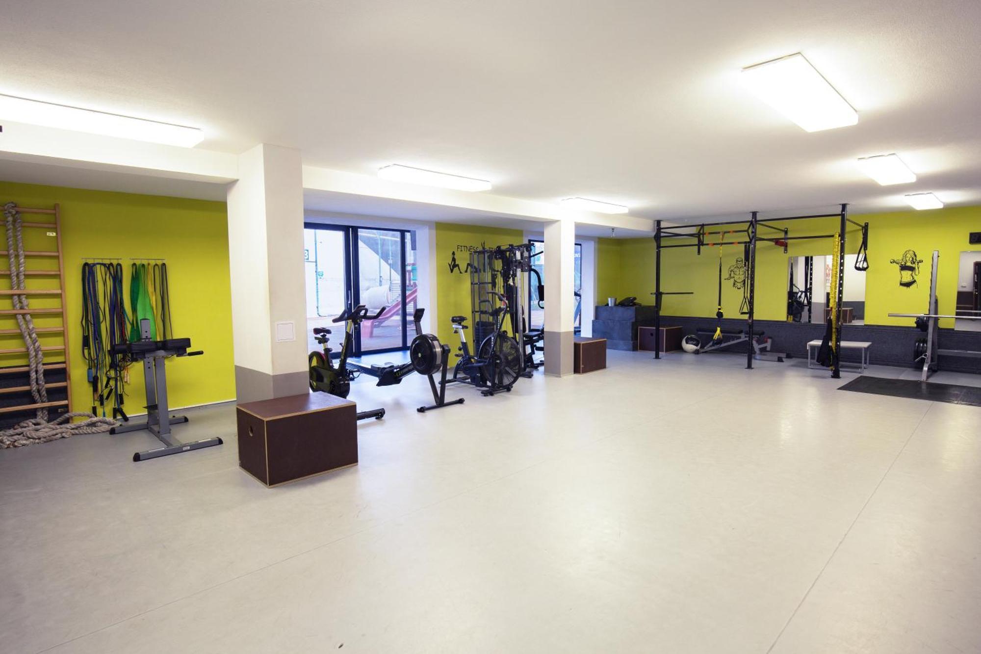 Baseline Sportovy Areal & Penzion Banská Bystrica Exterior foto
